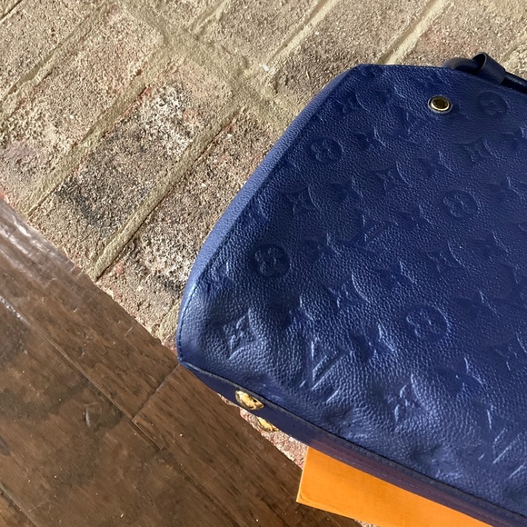 Sold Stunning Rare Louis Vuitton Montaigne MM Blue - Picture 8 of 14